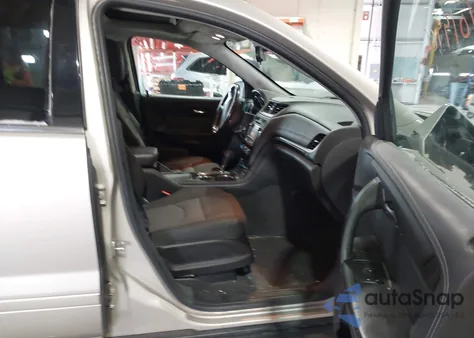 2017 Chevrolet Traverse 1Lt z USA, uszkodzony, nr VIN 1GNKVGKD8HJ226951